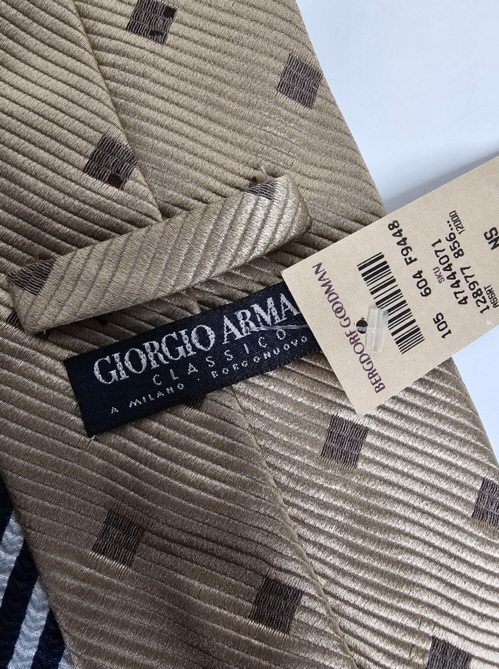 Giorgio Armani Classico Tie Bundle Of 4 in Classic Navy, Burgundy, Blue & Tan - Picture 9 of 11